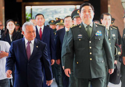 Thế giới 24h: Trung Quốc, Indonesia sắp tập trận trên Biển Đông