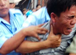 Cán bộ đánh dân tàn độc: Chủ tịch phường 'chân thành xin lỗi'