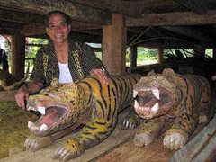 Vua diệt hổ dữ và con đường ‘lên giời’ mang tên người còn sống