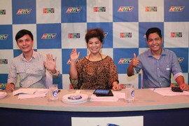 Vũ Quốc Việt học múa cùng đạo diễn Đức Thịnh