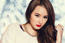 Angela Phương Trinh 'tài cao' trong việc tạo scandal