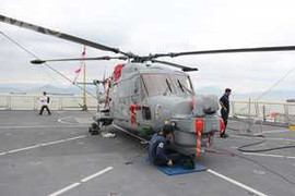 Khám phá nội thất chiến hạm Anh cập cảng Đà Nẵng