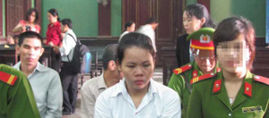 Đau lòng con gái đồng lõa với người tình giết mẹ