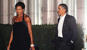 Phu nhân Tổng thống Mỹ ngủ riêng, dọn đồ ra khỏi nhà