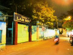 Uống nước trà xanh, 5 học sinh nhập viện