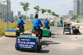 Dịch vụ vá xe xung kích trên con đường trọng điểm