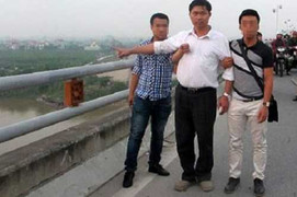 Ai đủ 'trình' thôi miên bác sỹ Nguyễn Mạnh Tường?