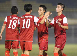 Người thân U19 Việt Nam sôi sục vì các con