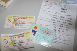 Trúng 22 tỷ đồng vé số nhặt trong đống rác