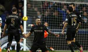 Man City thắng dễ ngày đầu năm mới