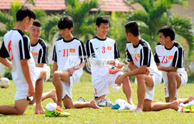 Thêm bí mật luyện 'gà nòi' nhà bầu Đức