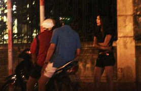 Phá nhóm cướp dùng chiêu 'mỹ nhân kế'