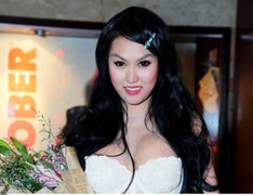 Phi Thanh Vân thay màu da, đổi vận cuộc đời