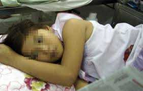 'Mời' nữ đồng nghiệp xinh đẹp về phòng...hiếp dâm