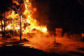 Clip: Lửa bao trùm nhà máy than Hòn Gai, Quảng Ninh