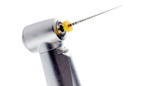 Rút tủy răng gây chết người, phòng nha bị kiện