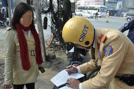 Bị CSGT truy đuổi, kẻ 'vô văn hóa giao thông' chạy tán loạn