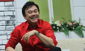 Bước nhảy hoàn vũ 2014: Chí Tài ngồi 'ghế nóng'