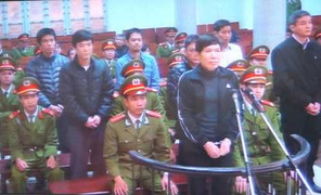 Clip: Phiên tòa xét xử Dương Tự Trọng