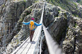 Cận cảnh những con đường nguy hiểm nhất thế giới