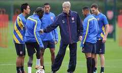Nóng 24h: Arsene Wenger gia hạn hợp đồng với Arsenal