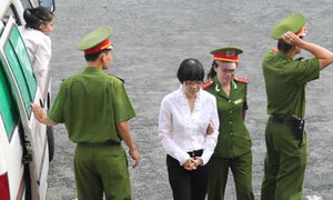 Chữ 'tình' chát đắng trong đại án Huyền Như