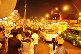 Va chạm giao thông, truy đuổi náo loạn phố phường