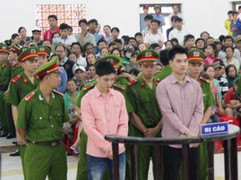 Tử hình 2 kẻ thủ ác chặt xác người tình đồng tính