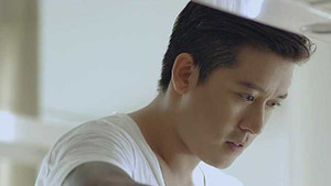 MV Tuấn Hưng lên chức bố, bị vợ bỏ