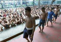 Tù nhân sẽ phải trả tiền ở tù