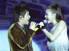 Trai đào hoa Tuấn Hưng hết lời khen 'tình cũ' Maya