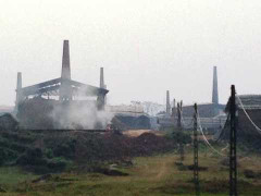 Lò gạch thi nhau hun khói, dân kêu trời không thấu