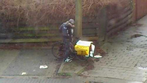 Màn tra tấn xe đạp của người đưa thư nóng tính