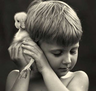 Ngắm 'thiên thần nhí' chơi đùa tuyệt đẹp