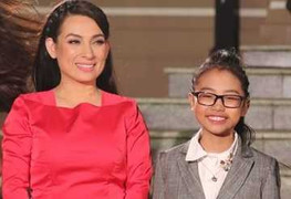 Phương Mỹ Chi mặc vest 'chuẩn men' già trước tuổi