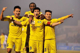 Thực hư mốc 100 bàn thắng của Công Vinh