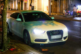 Theo Thủy Tiên, Bảo Anh nâng đời xe tiền tỷ