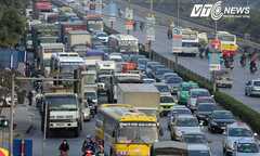 Khốn khổ đi từ cầu Thanh Trì xuống đường 5