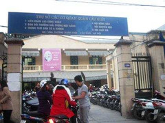 Bãi gửi xe ‘chém’ khách giữa thủ đô: Ai 'chống lưng'?