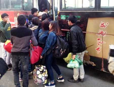 Cảnh sát 142 hóa trang mật phục cận Tết