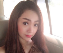 Minh Hằng váy rách te tua, Chi Pu cá tính