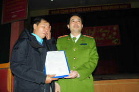 Án oan chấn động: Đình chỉ điều tra đối với ông Chấn