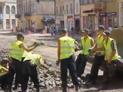 Cách chuyển gạch có một không hai