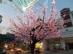 Độc đáo cây đào giả chơi Tết Giáp Ngọ