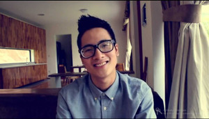 Có 1,3 triệu người theo dõi, Youtube trao giải cho chàng trai Việt