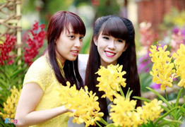 Thiếu nữ xinh đẹp ở hội hoa xuân lớn nhất Sài Gòn