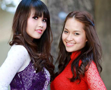 Du học sinh Việt rộn ràng đi chợ Tết