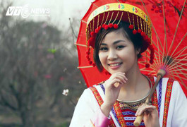 Miss Nghệ 'hóa' sơn nữ giữa vườn đào Tết