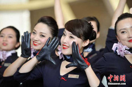 Ảnh: Nữ tiếp viên hàng không Trung Quốc đẹp hút hồn