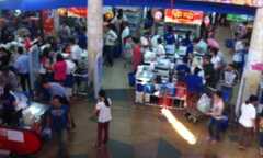 TP.HCM: Siêu thị ‘nghẹt thở’ ngày giáp tết